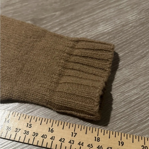 Vintage YSL tan sweater - Picture 7 of 7